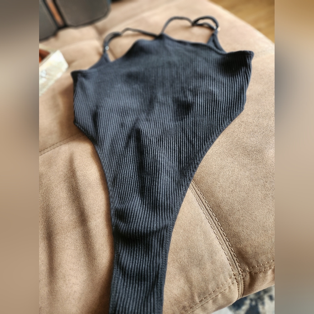 High waits bodysuit